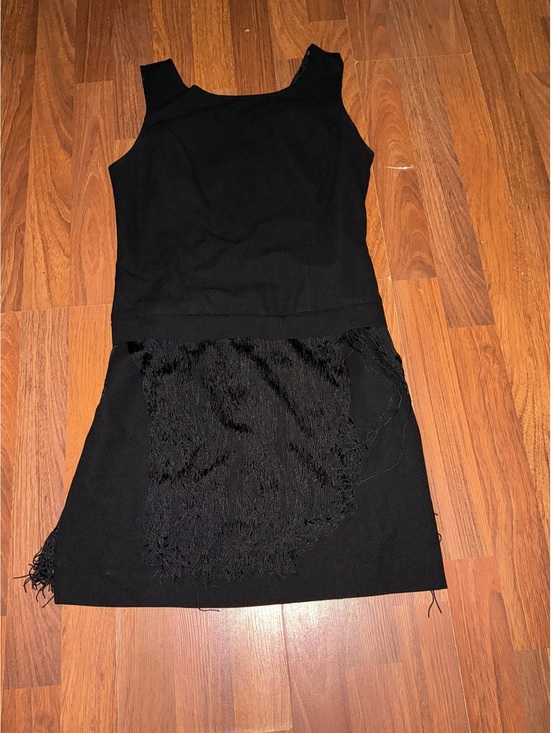 Dresses & Skirts - Black Sleeveless Dress with Fringe Detail Size Small